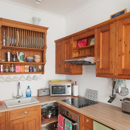 Cozy With Character Vibrant Cottage Style Flat At Leith Links Park Edinburgh Bagian luar foto